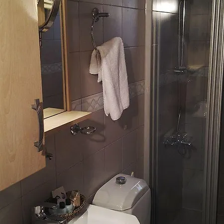 Gen Suites Pera